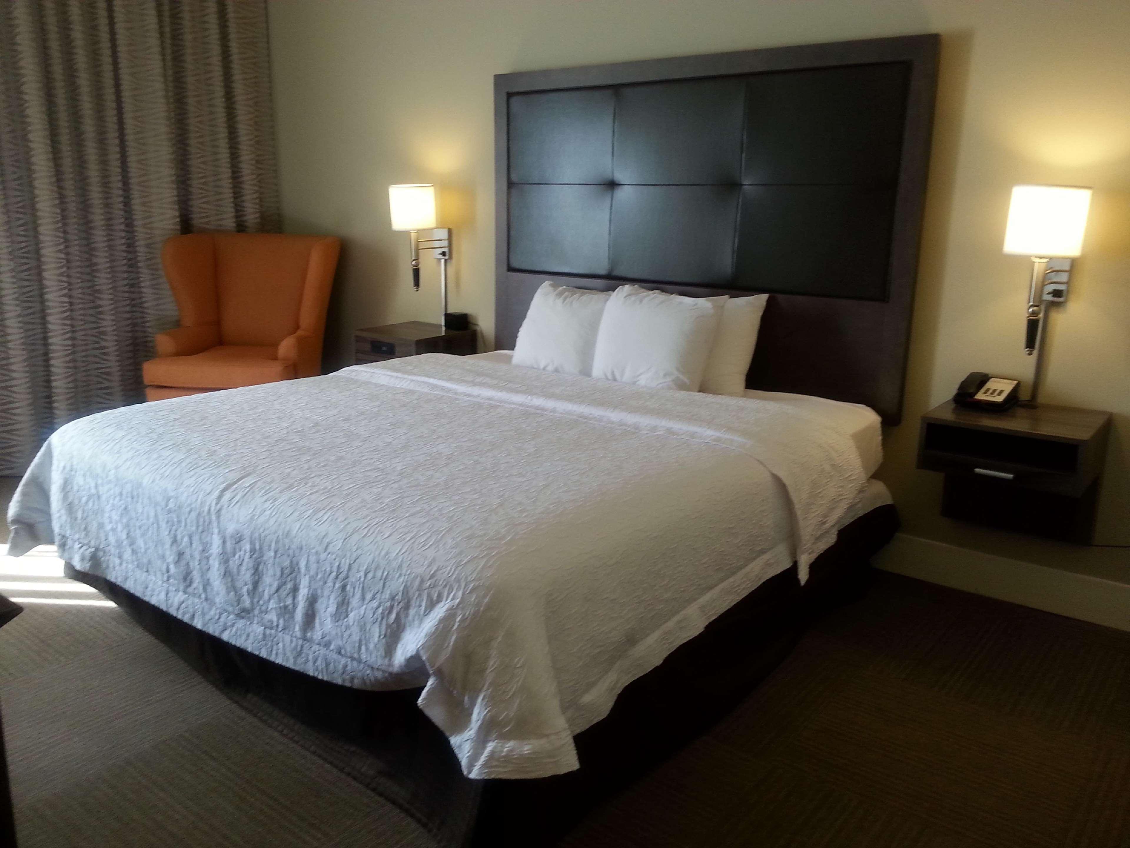 Hotel Hampton 3*