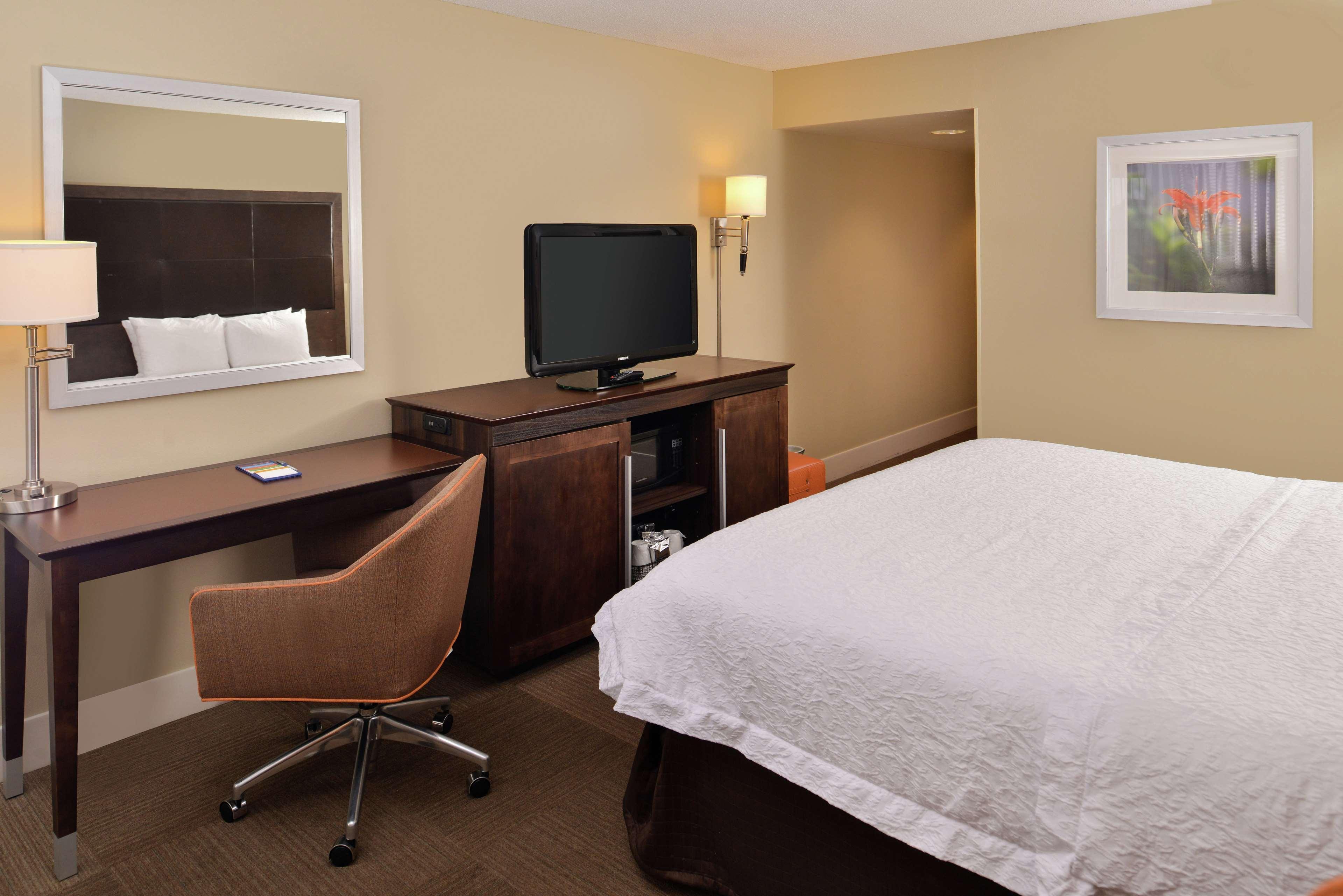 Hotel Hampton 3*