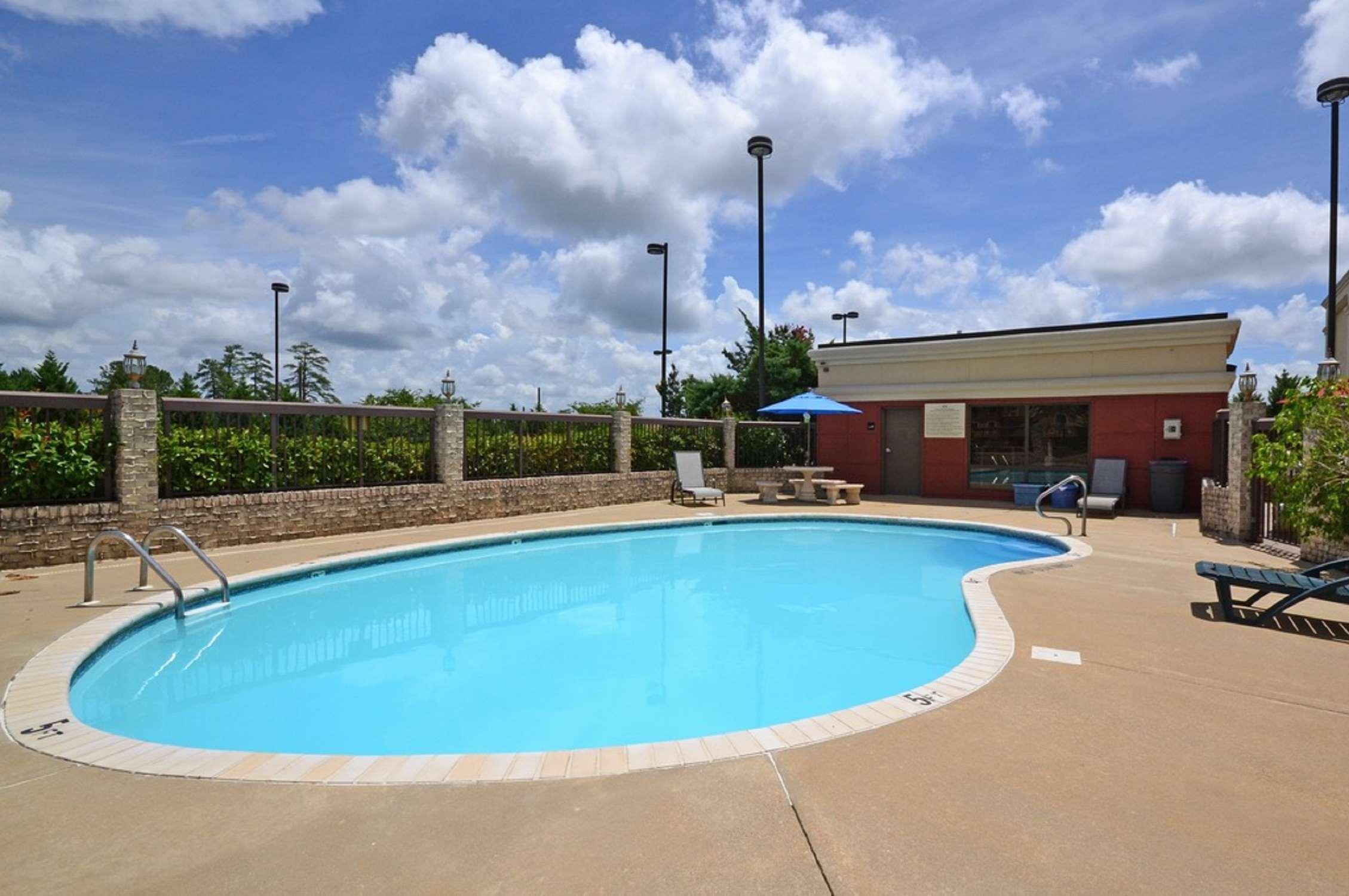 Hampton Hotel 3*