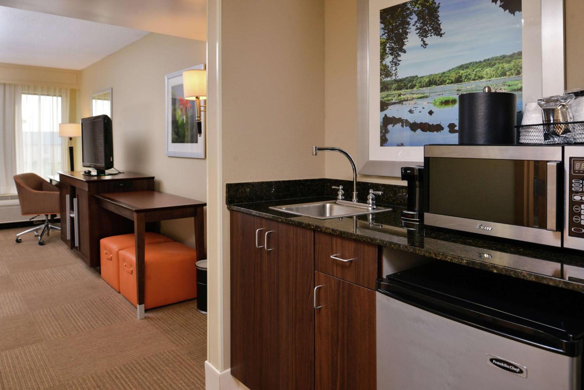 Hampton Hotel 3*