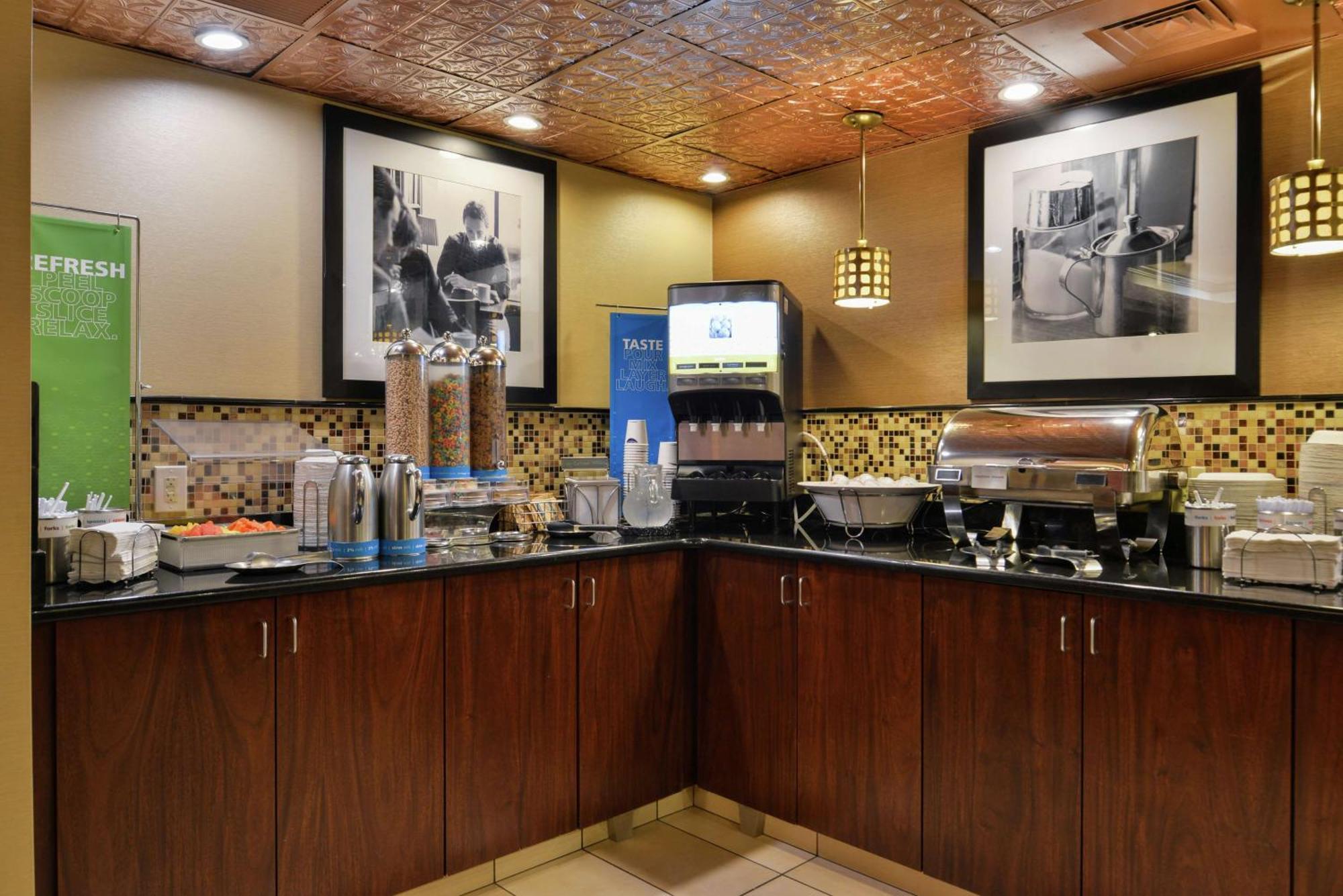 Hampton Hotel 3*