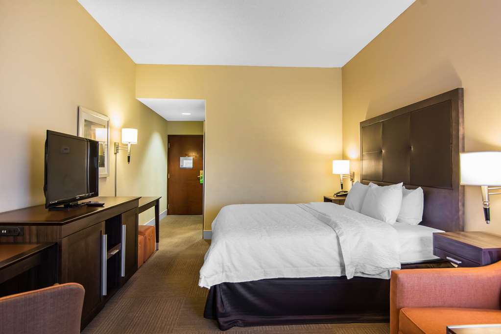 Hotel Hampton South Hill