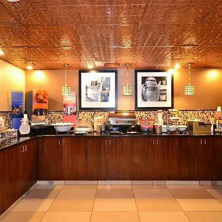 Hampton Inn South Hill 